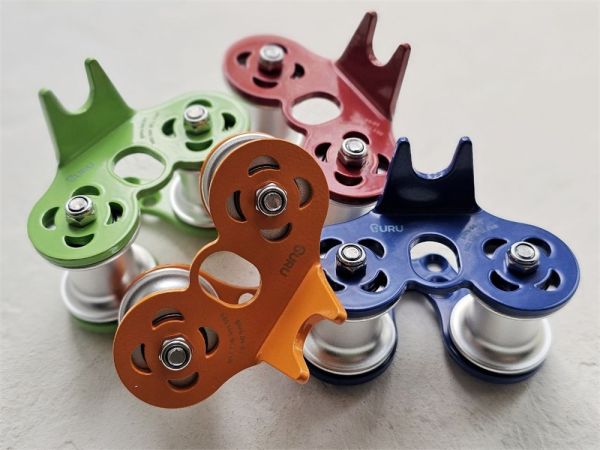  Ролик GURU Treck V2 для навесной переправы красный в Новосибирске  